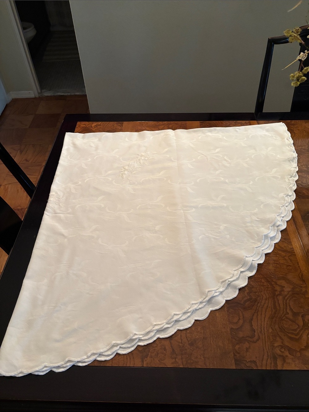 Vintage Off white Floral Embroidered tablecloth
